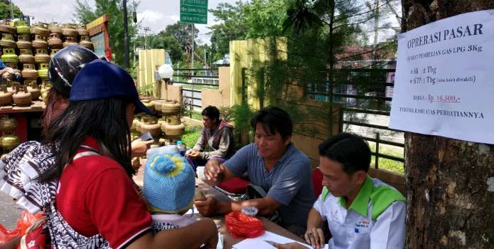 Elpiji Meroket, Mainar Sari Minta Pemkab Sintang Segera Bertindak